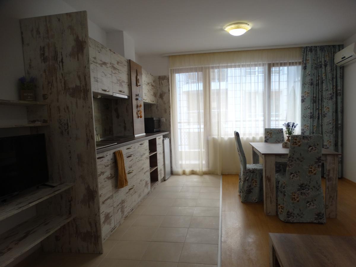 Apartamento Lora Boutique Pomorie Exterior foto