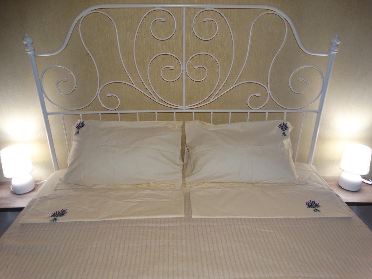 Apartamento Lora Boutique Pomorie Exterior foto